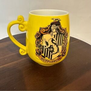 Harry Potter Hufflepuff House Crest Yellow Ceramic Mug Licensed Wizarding World